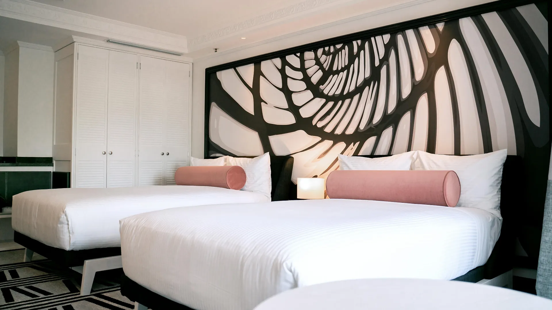 Hotel Pullman Cairns International 5*,